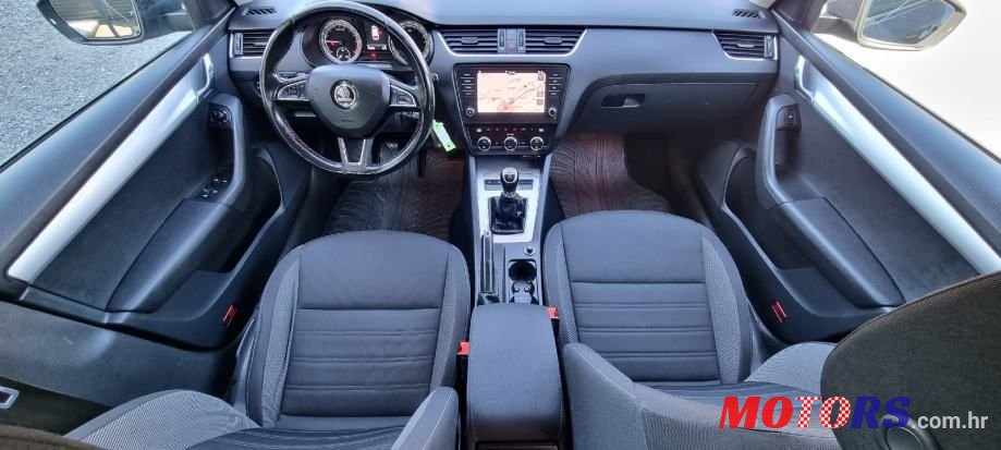 2017' Skoda Octavia Combi photo #4