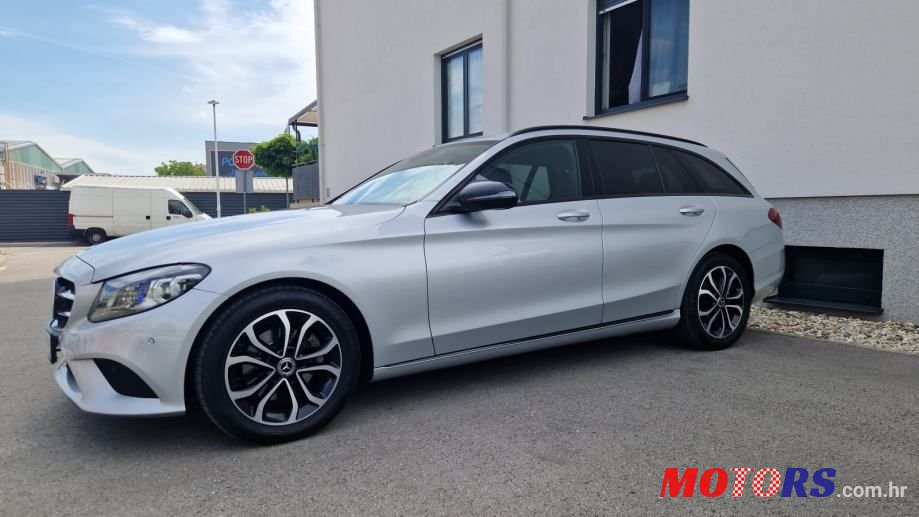 2020' Mercedes-Benz C-Klasa 220 D photo #1