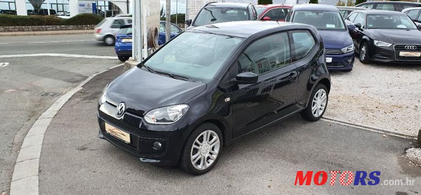 2013' Volkswagen Up! 1,0 Up! photo #1