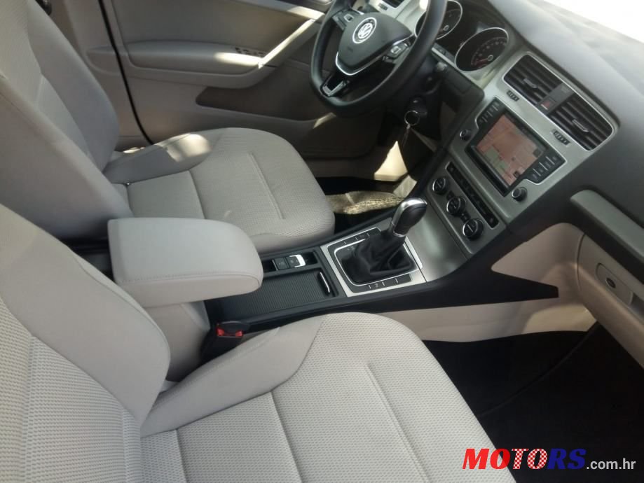 2015' Volkswagen Golf 7 photo #2