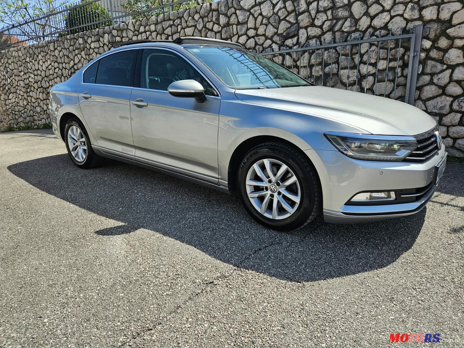 2015' Volkswagen Passat 2,0 Tdi Bmt photo #1