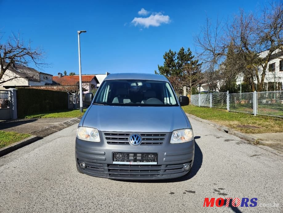 2007' Volkswagen Caddy photo #2