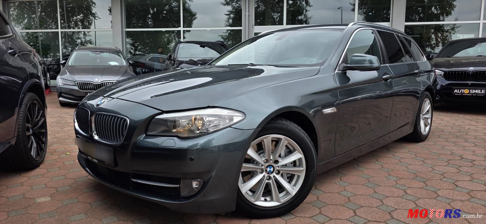 2013' BMW Serija 5 Touring 525Xd photo #1