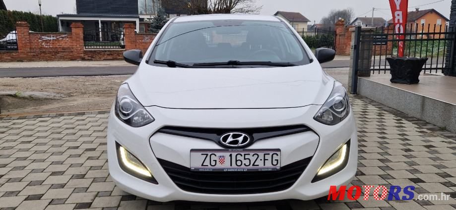 2013' Hyundai i30 photo #5