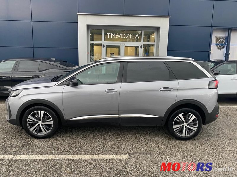 2023' Peugeot 5008 1.5 Bluehdi photo #3