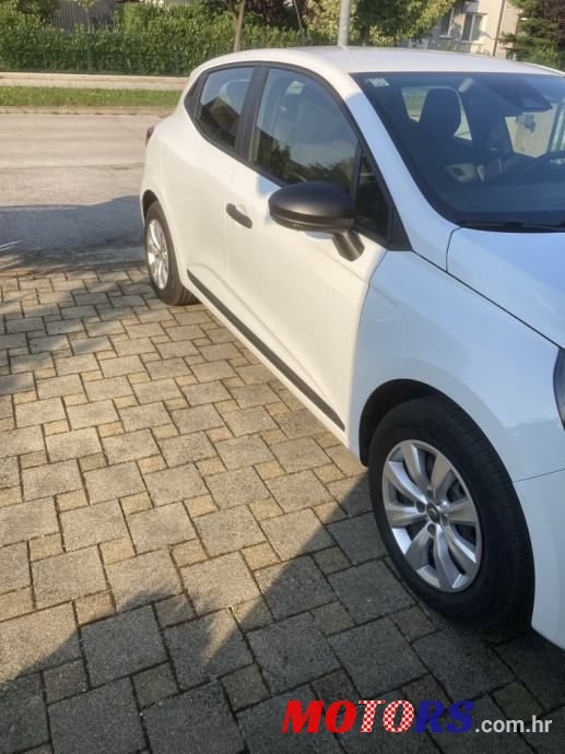 2020' Renault Clio Sce photo #4
