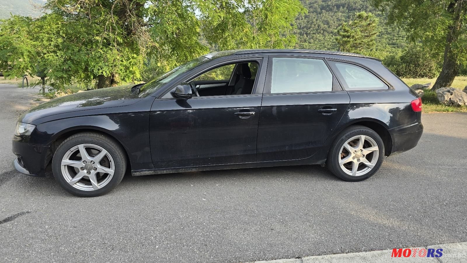 2008' Audi A4 Avant photo #2