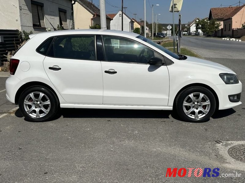 2011' Volkswagen Polo 1,6 Tdi photo #3