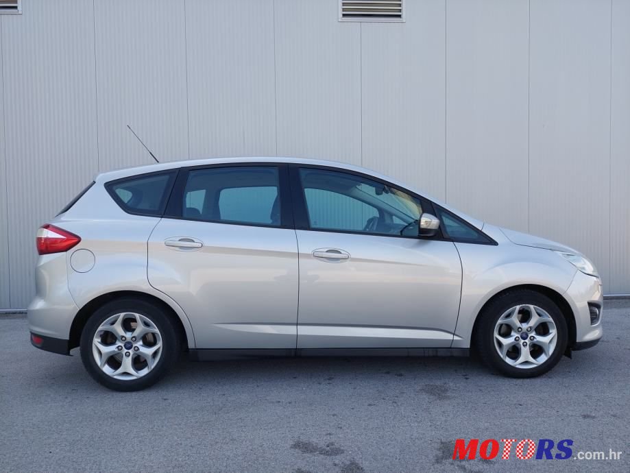 2011' Ford C-MAX photo #5