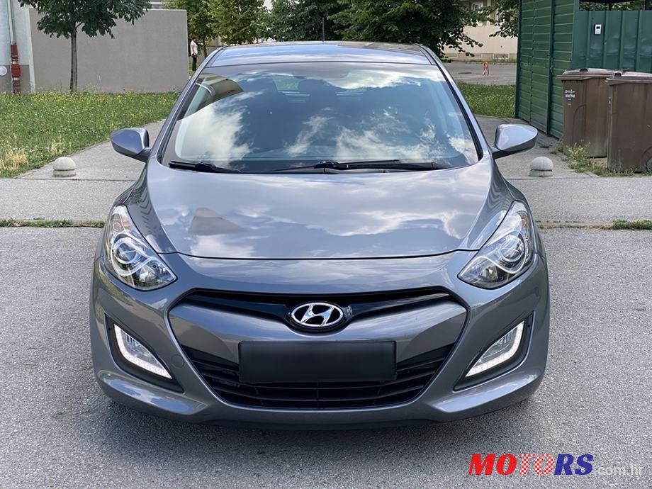 2013' Hyundai i30 1,6 Crdi photo #3