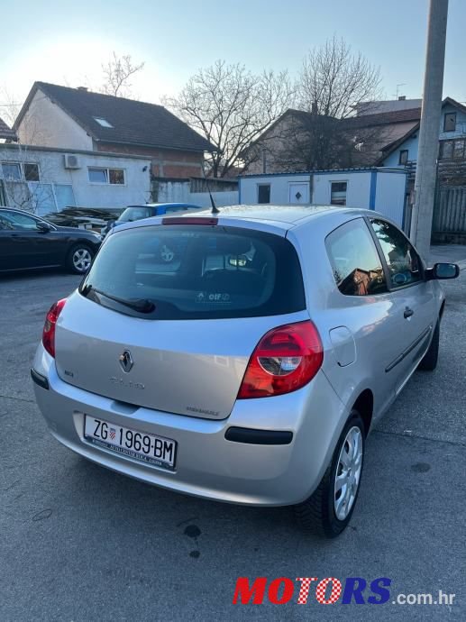 2006' Renault Clio 1,2 16V photo #4