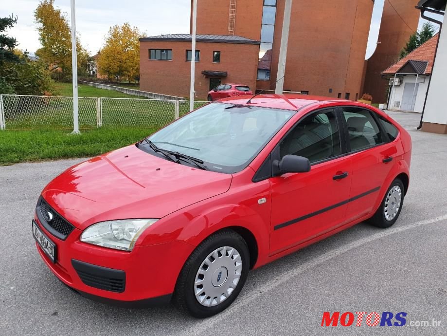 2005' Ford Focus photo #4