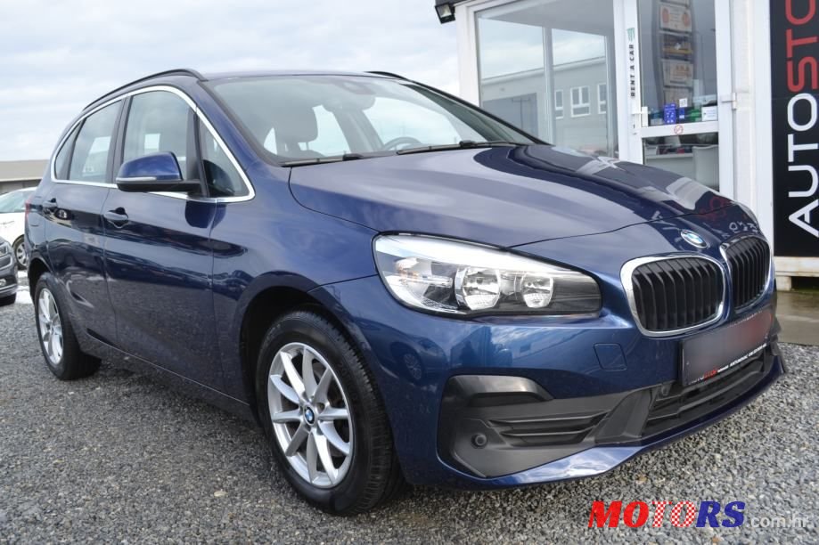 2019' BMW Serija 2 216D photo #3