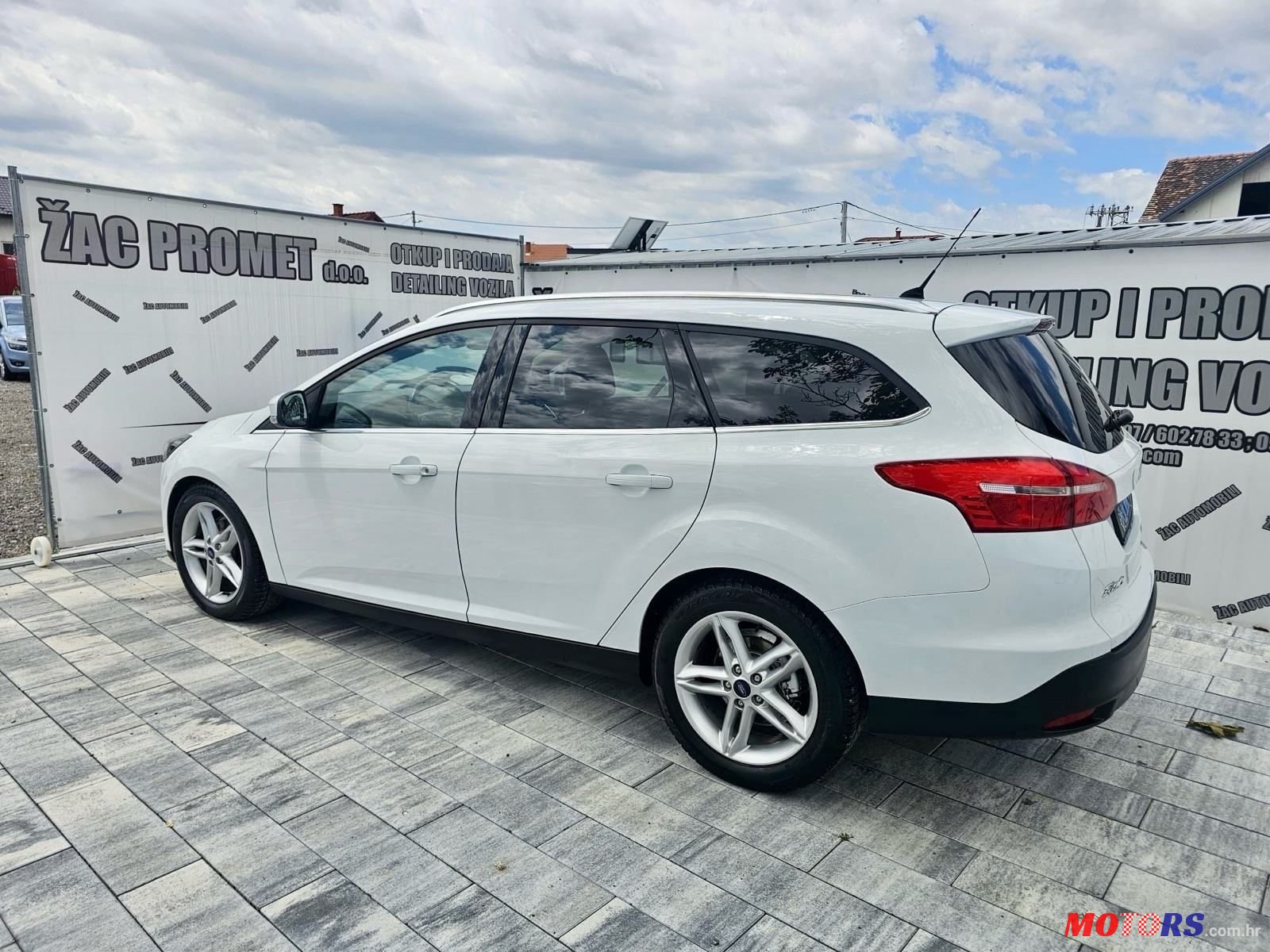 2015' Ford Focus Karavan photo #5