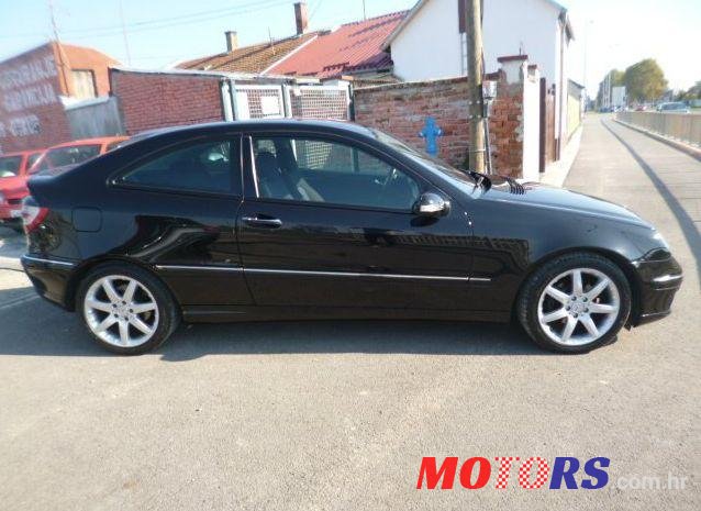 2005' Mercedes-Benz C Klasa-Sportcoupe 220 photo #2