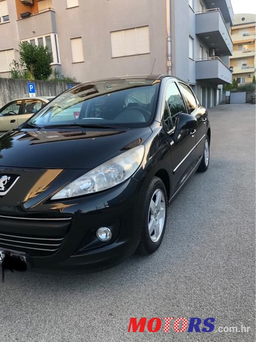 2010' Peugeot 207 200 1,4 photo #2