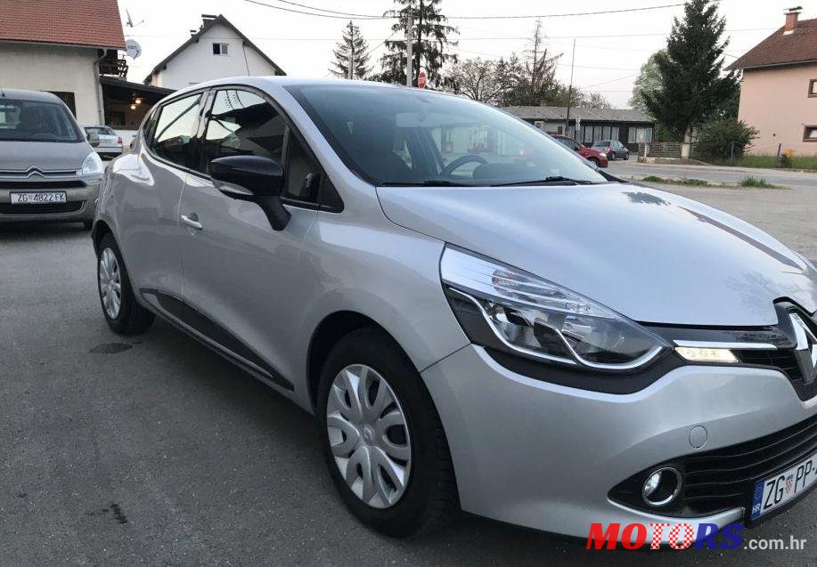 2013' Renault Clio Dci 90 photo #2