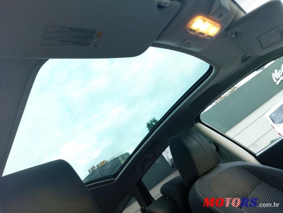 2009' Nissan Qashqai 2,0 Dci photo #6