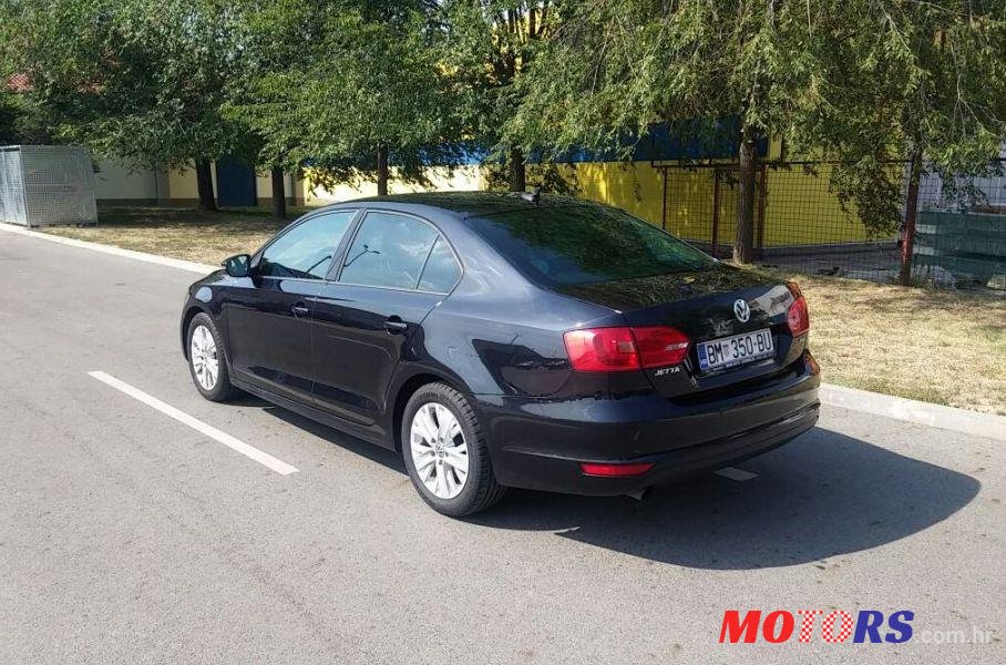 2013' Volkswagen Jetta 1,6 Tdi photo #1