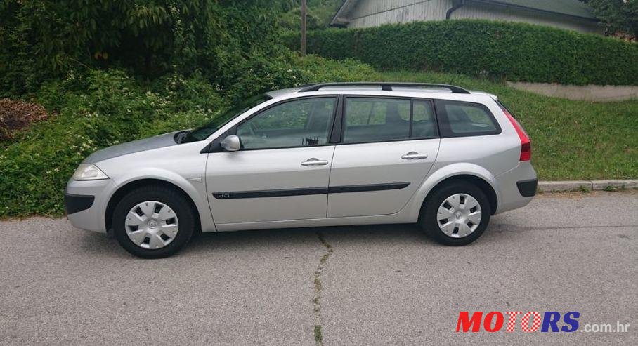 2006' Renault Megane Grandtour photo #1