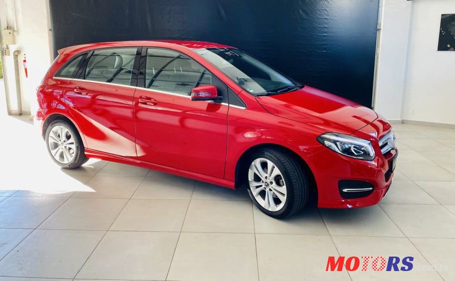 2017' Mercedes-Benz B-Klasa 180 D photo #1