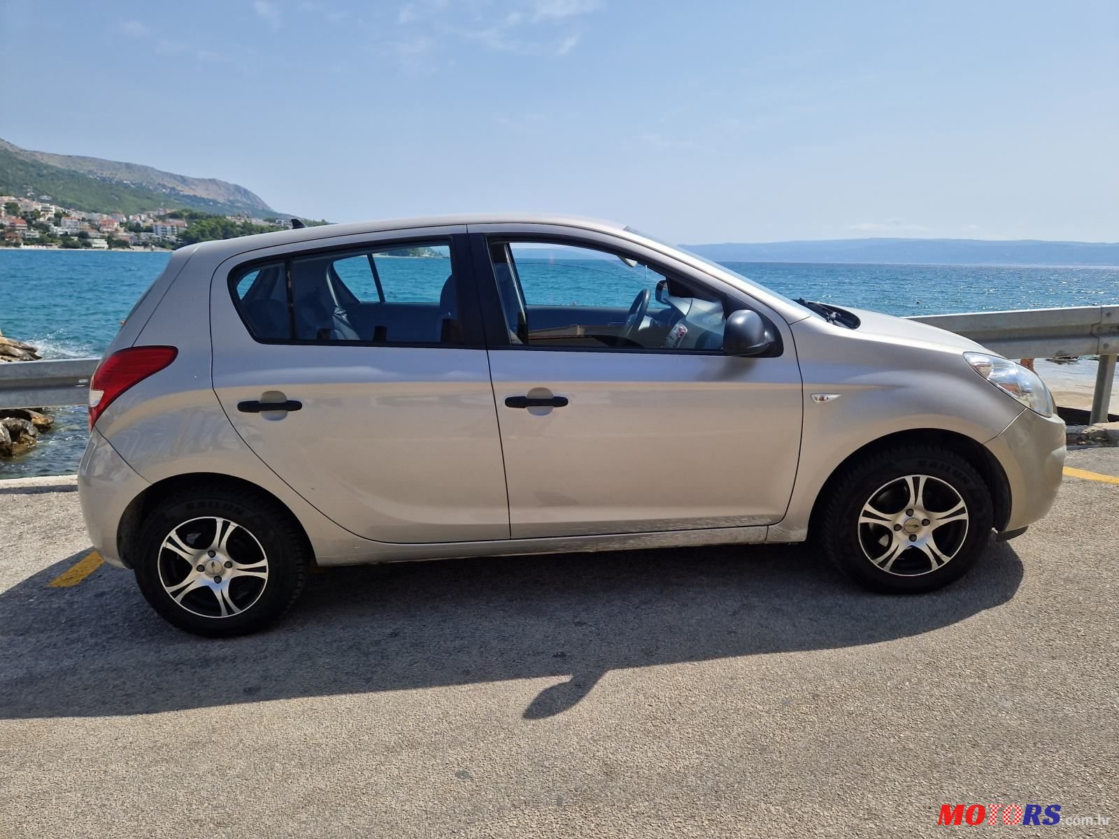 2010' Hyundai i20 1,2 photo #4