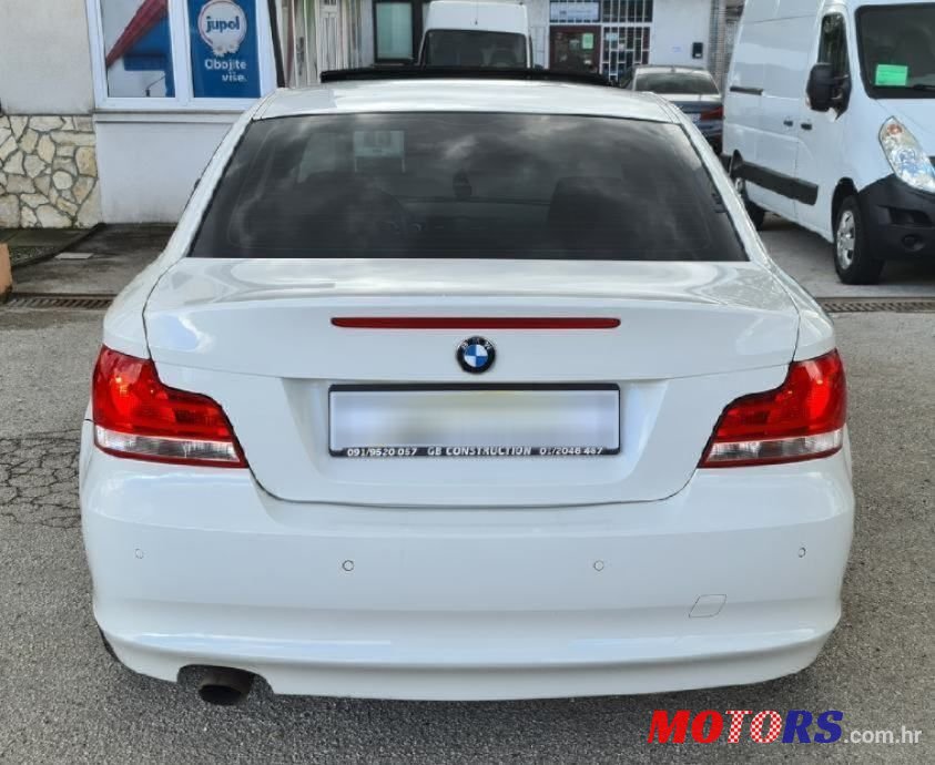 2012' BMW Serija 1 118D photo #6
