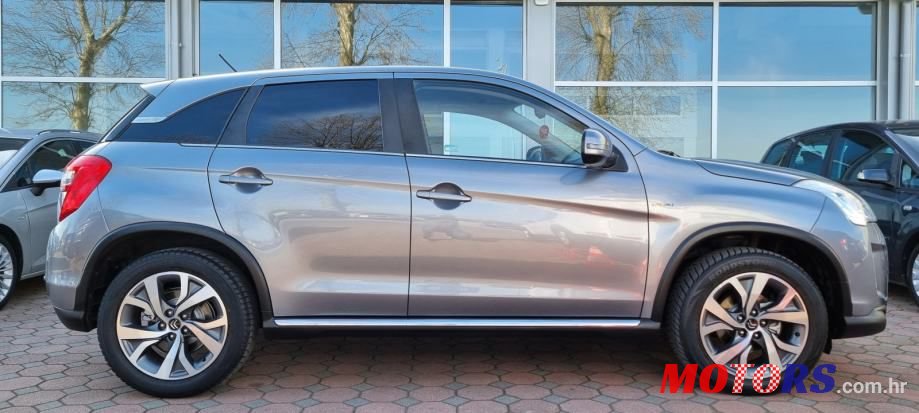 2014' Citroen C4 Aircross photo #2