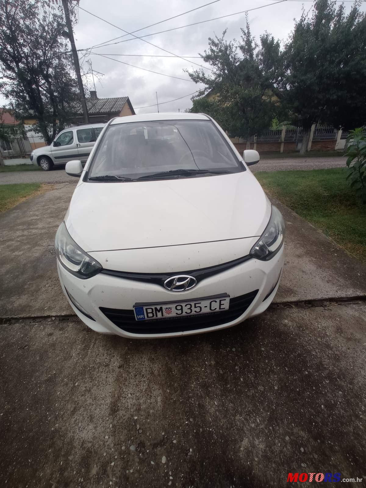 2013' Hyundai i20 photo #3