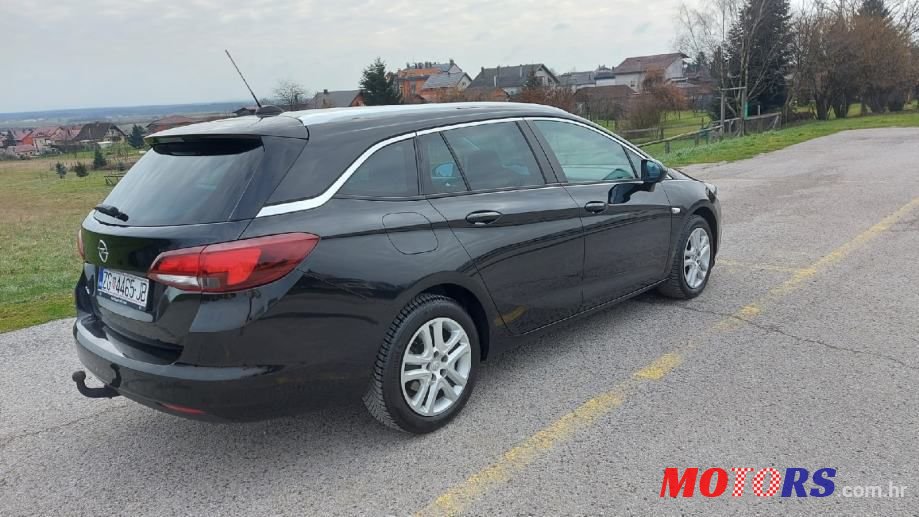 2019' Opel Astra Karavan photo #4