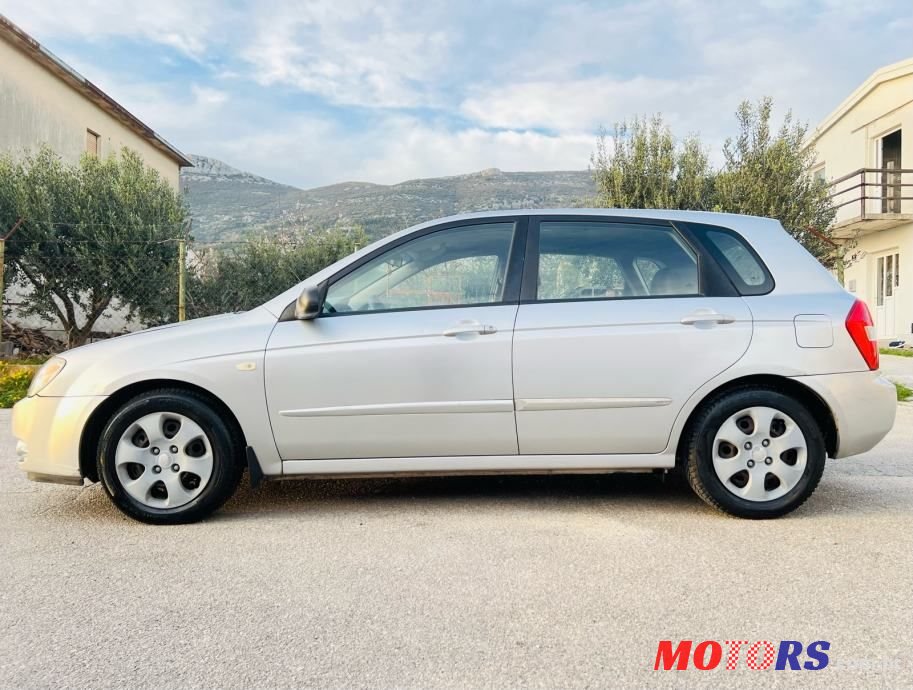 2006' Kia Cerato 1,5 Crdi Lx photo #6