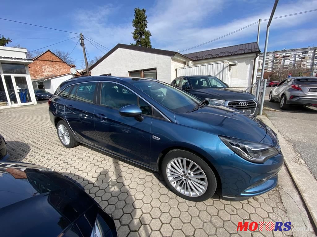 2016' Opel Astra Karavan photo #4