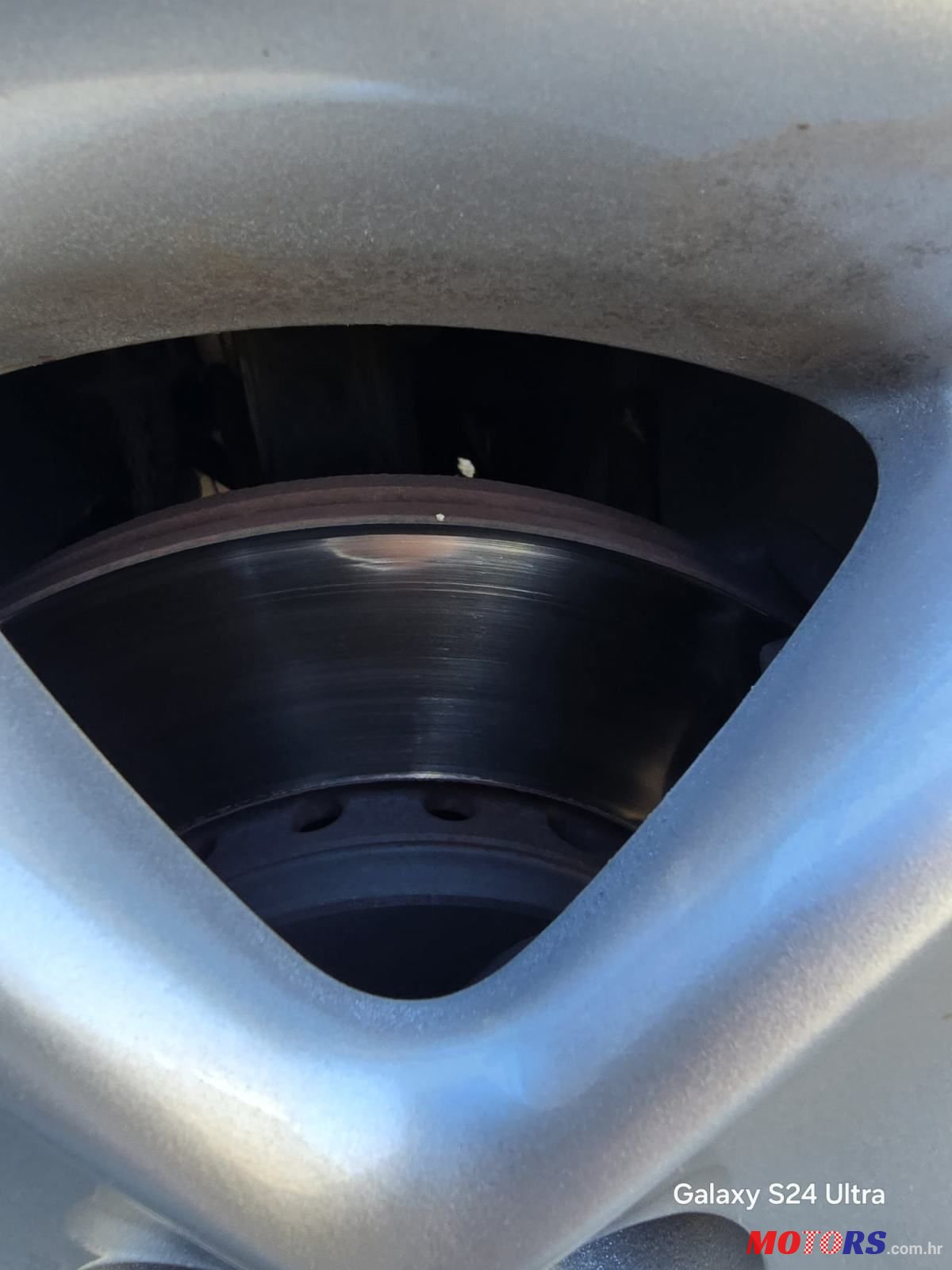 2015' Renault Megane Grandtour photo #2