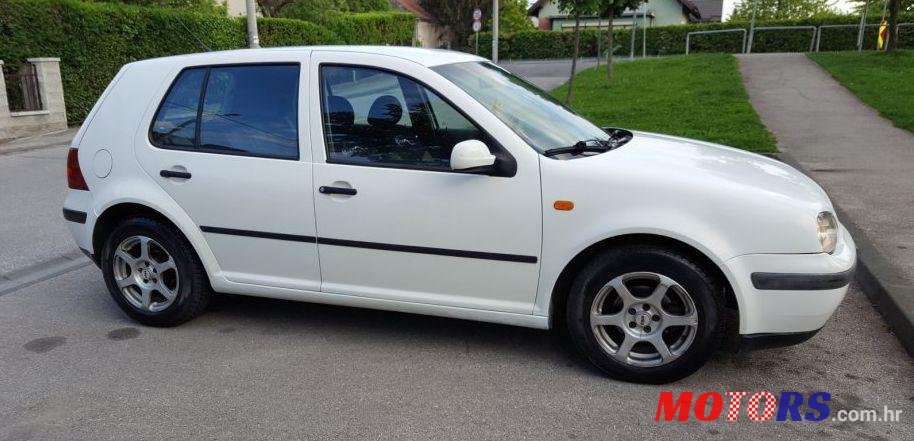2000' Volkswagen Golf IV 1,9 Sdi photo #1