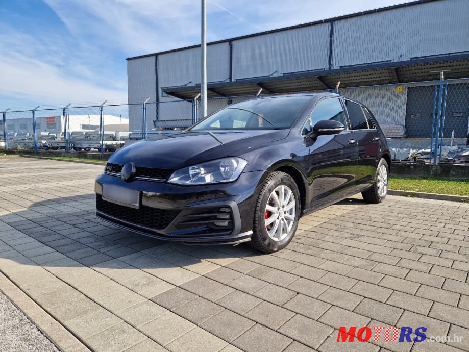 2014' Volkswagen Golf 7 photo #2