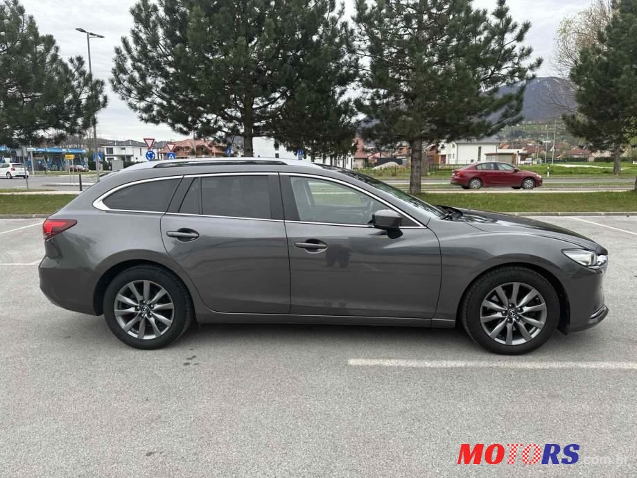 2019' Mazda 6 Sport Combi photo #3