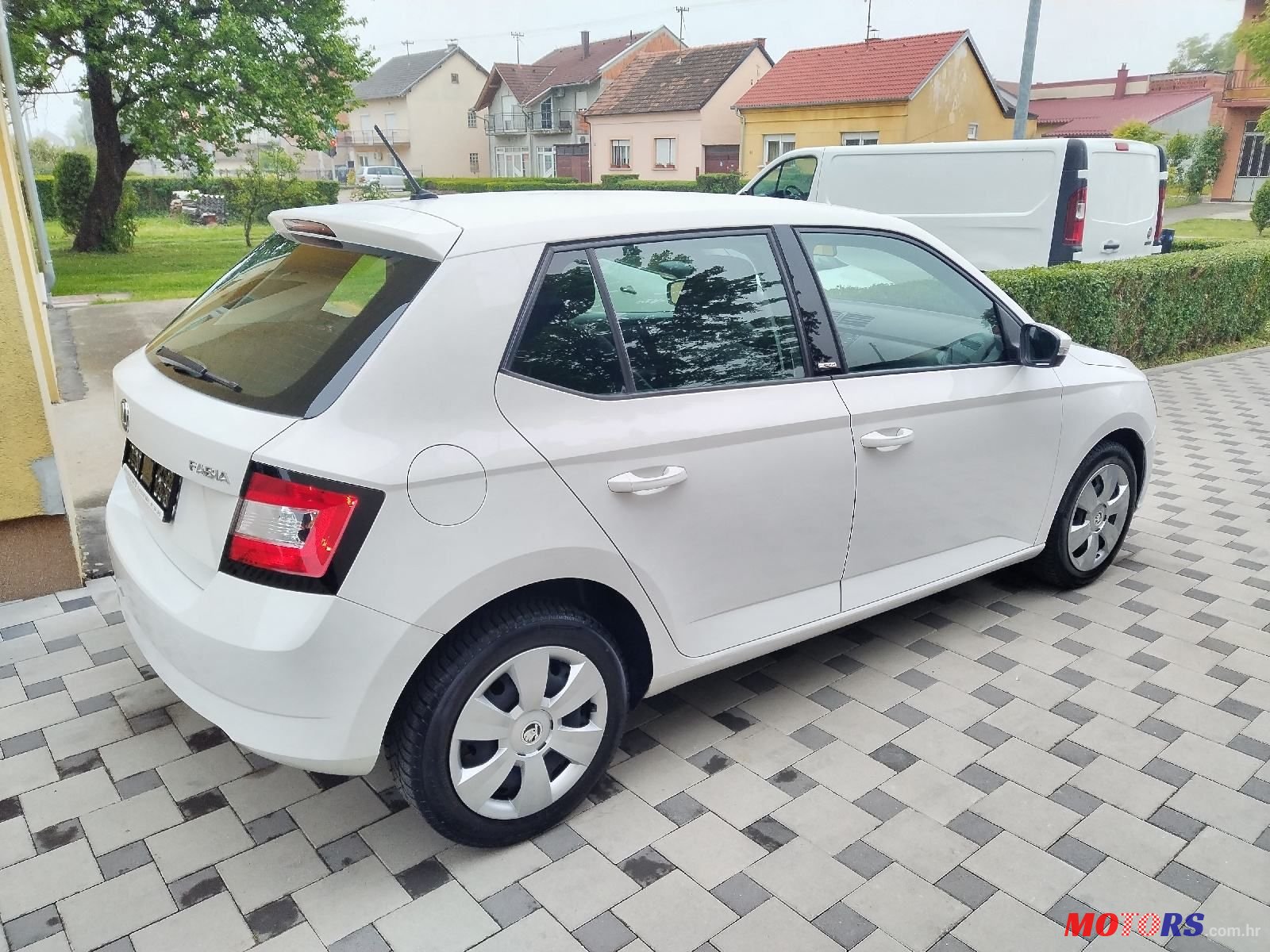 2016' Skoda Fabia 1,0 photo #5