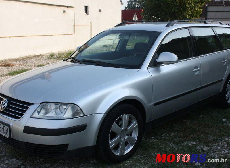 2004' Volkswagen Passat 1,9 Tdi photo #2