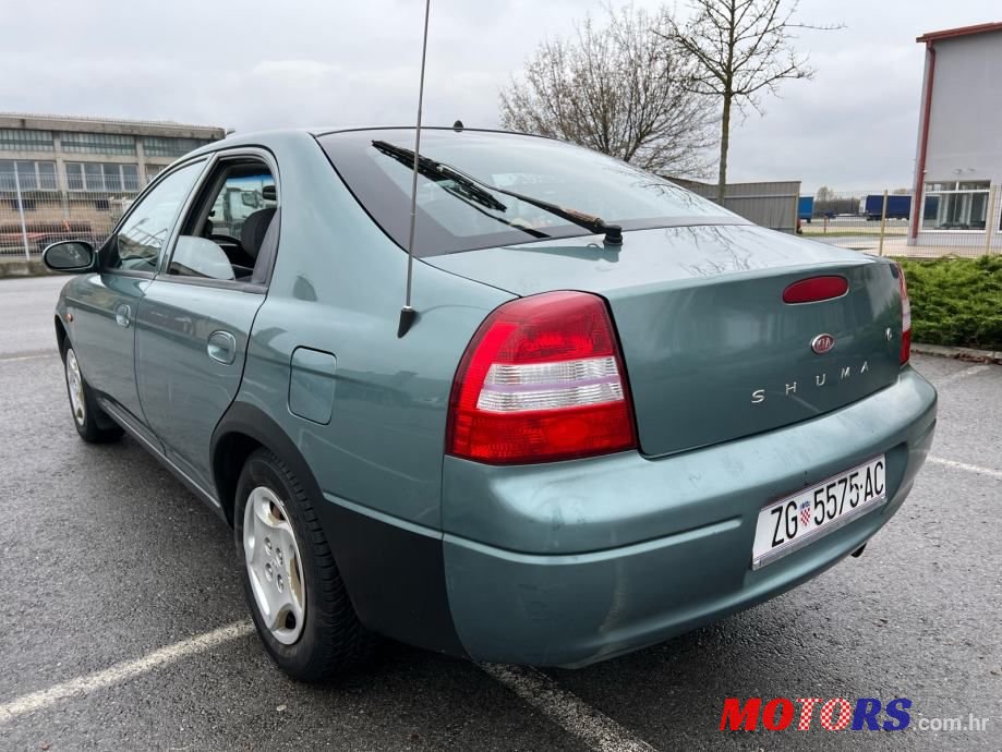 2001' Kia Shuma photo #4