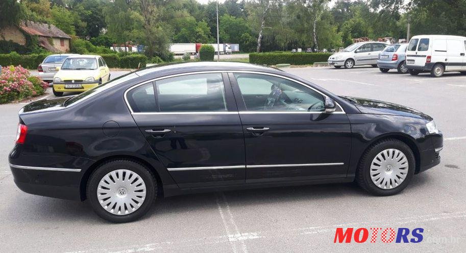 2010' Volkswagen Passat 2,0 Tdi photo #2