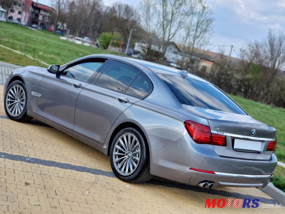 2012' BMW Serija 7 photo #3