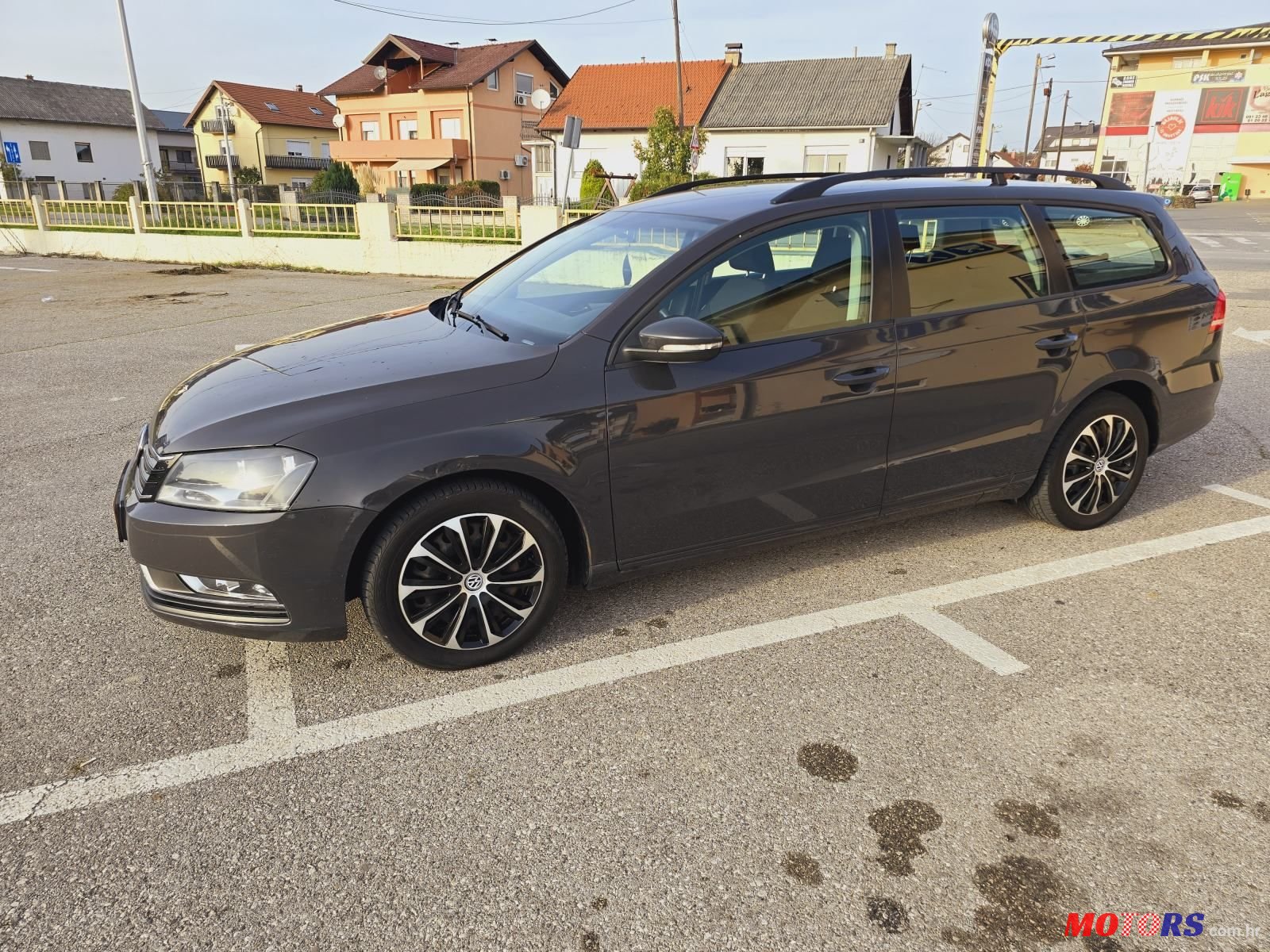 2012' Volkswagen Passat Variant photo #2