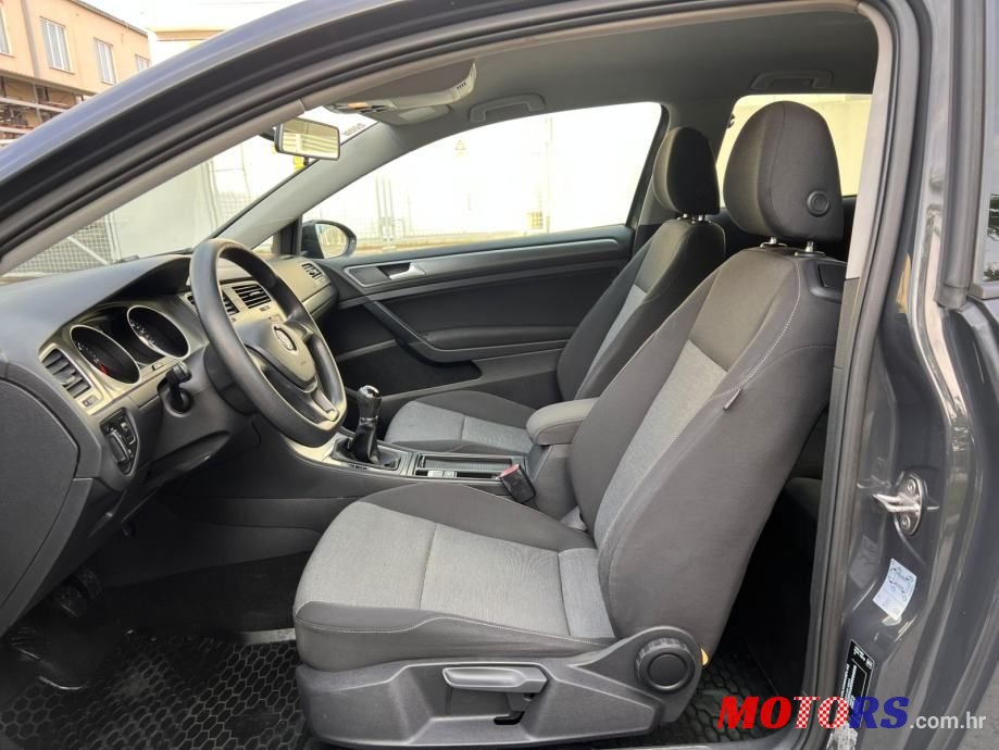 2013' Volkswagen Golf VII 1,6 Tdi Bmt photo #6