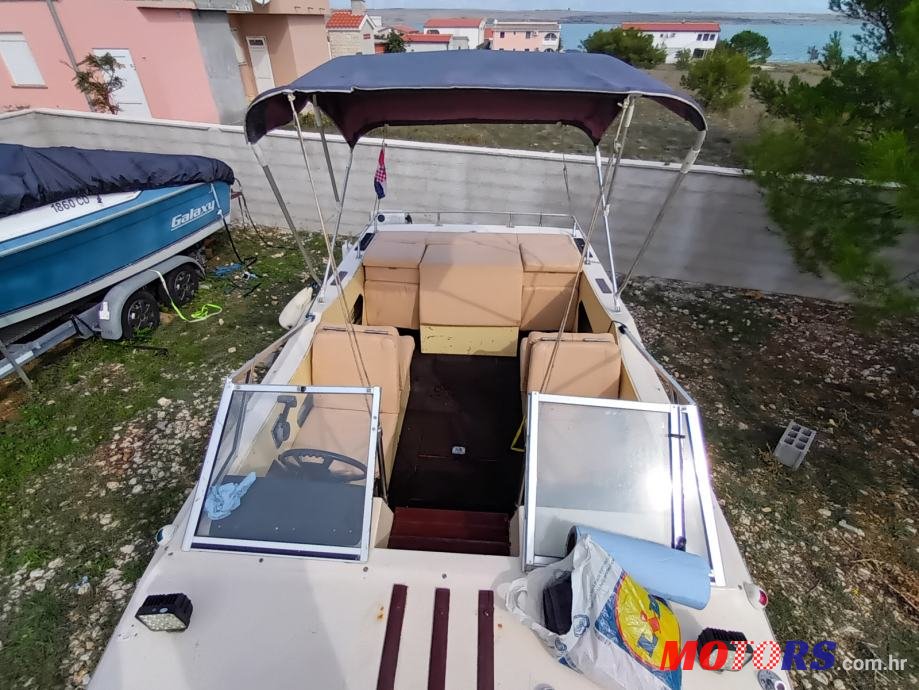 1980' Bayliner photo #1