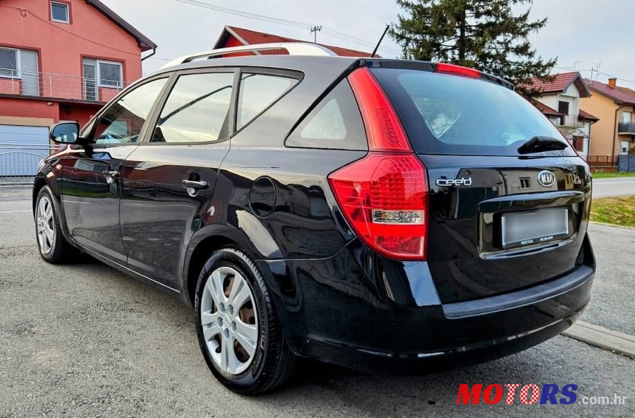 2010' Kia Ceed Sportswagon photo #6