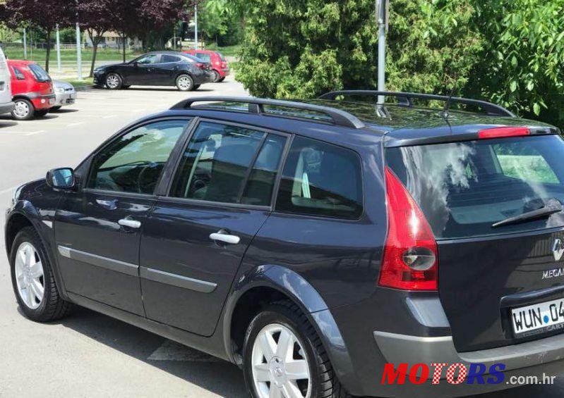 2005' Renault Megane Grandtour photo #2