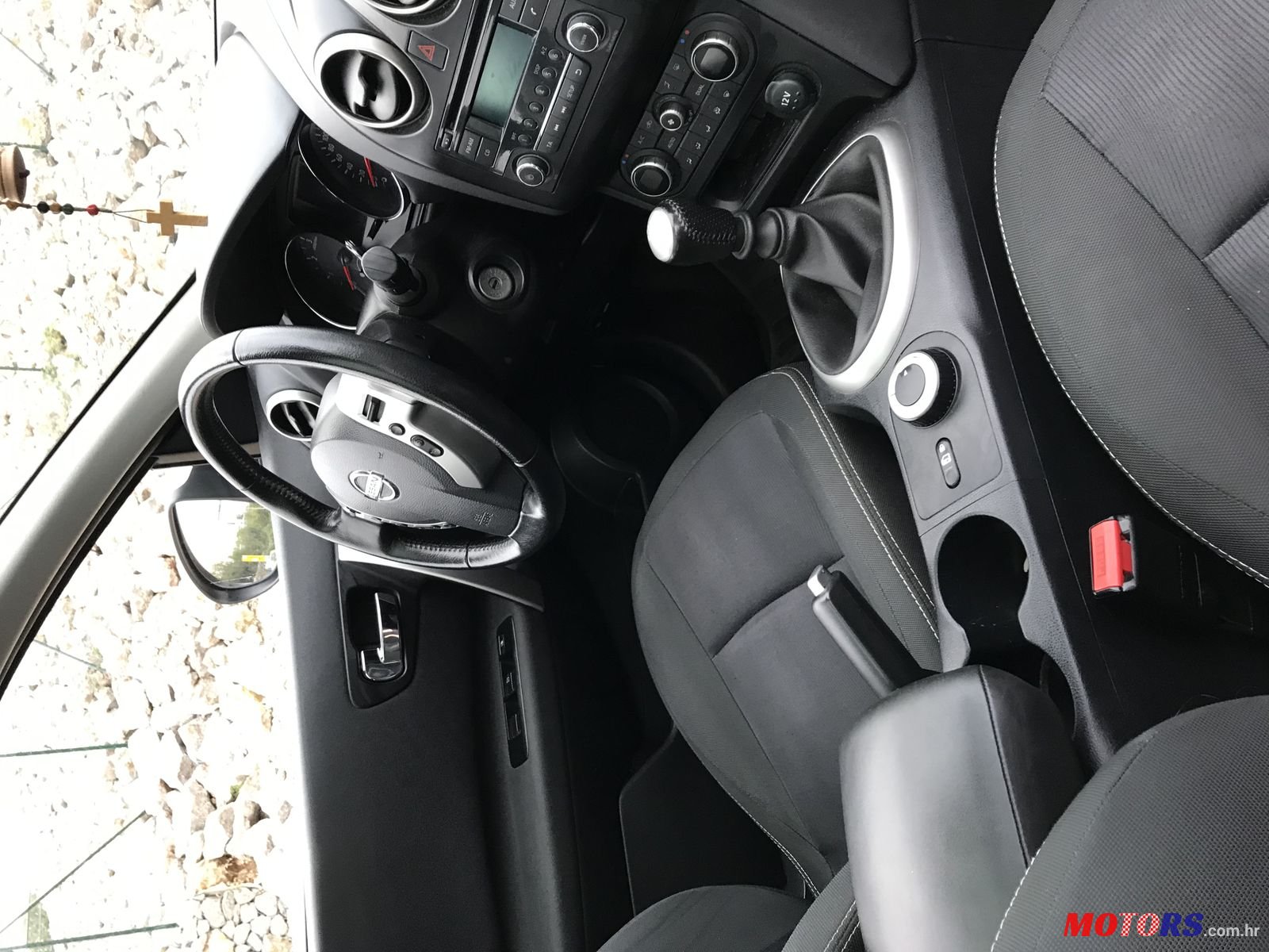 2014' Nissan Qashqai+2 4x4 photo #6