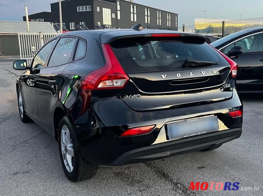 2016' Volvo V40 D2 photo #4