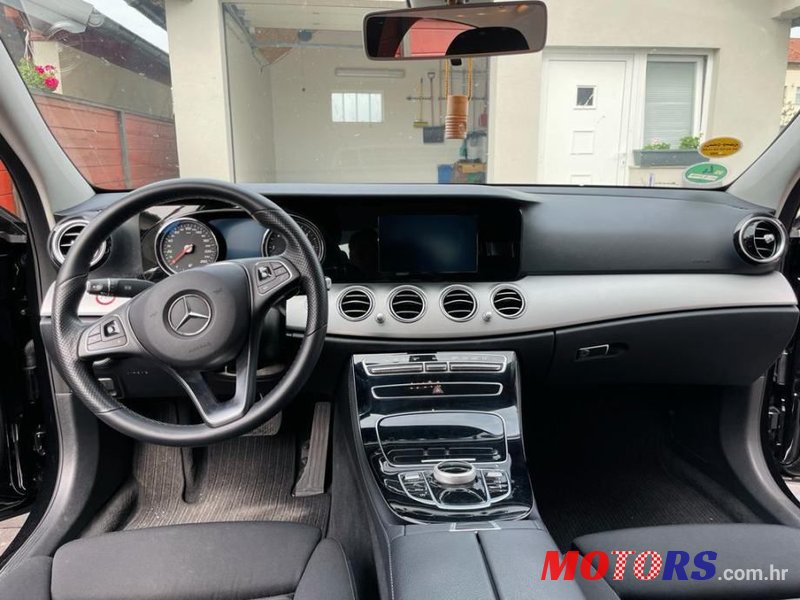 2018' Mercedes-Benz E-Klasa 220 D photo #5