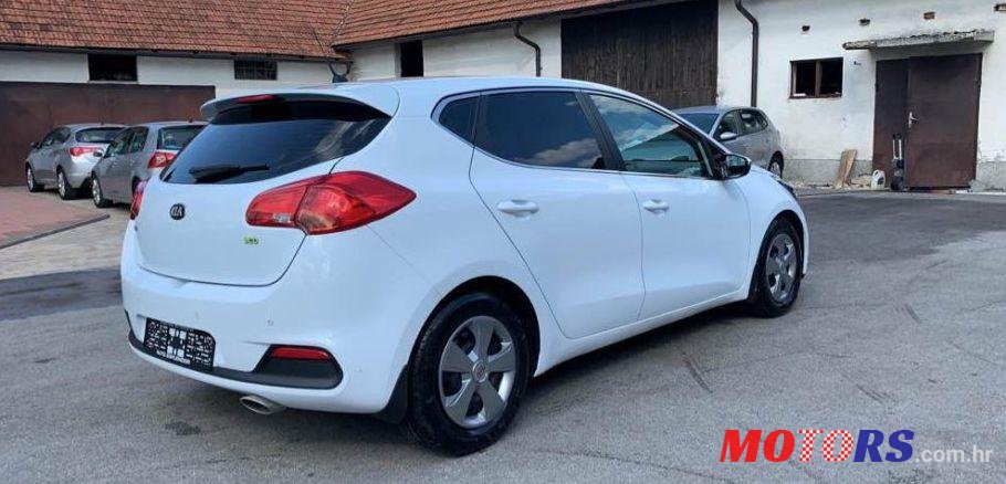 2013' Kia Ceed (Cee'D) 1,6 Crdi Lx Eco photo #1